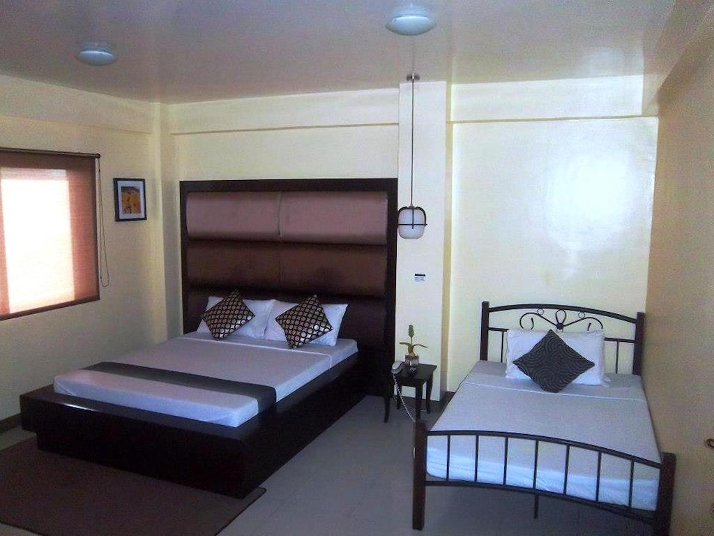 Hotel Cara Lipa City Rum bild